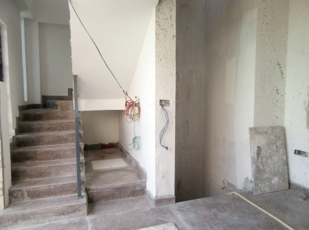 9) Li id 363 - Lift Facilty.JPG